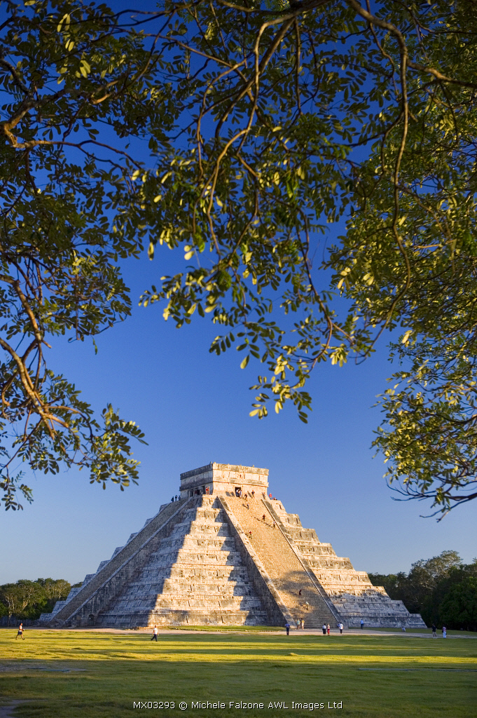 El Castillo, Chichen Itza, Yucatan, Mexico